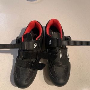 PELOTON SPIN SHOES